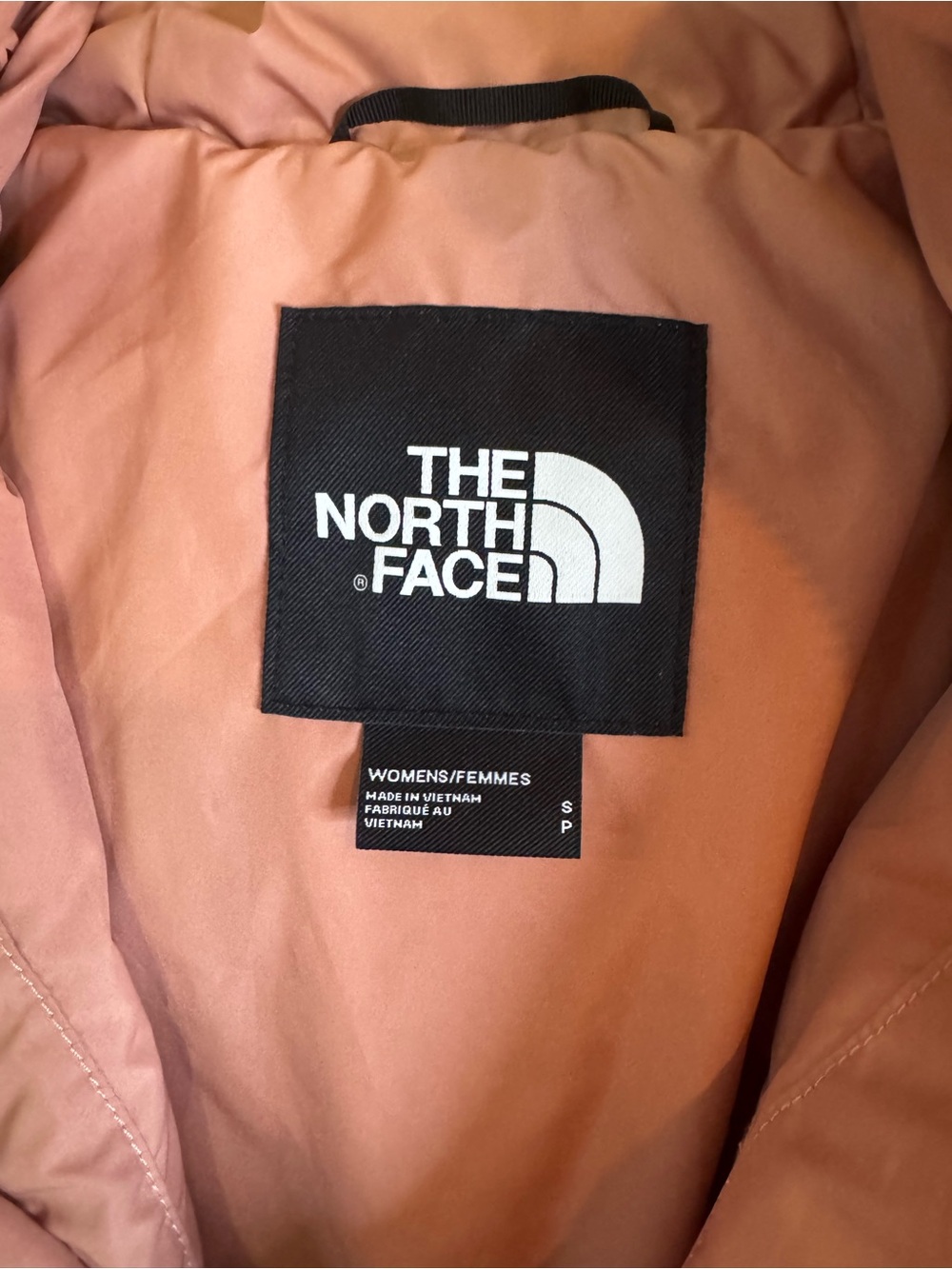 The North Face Women's Dusty Rose Puffer Coat - Picture 5 of 10